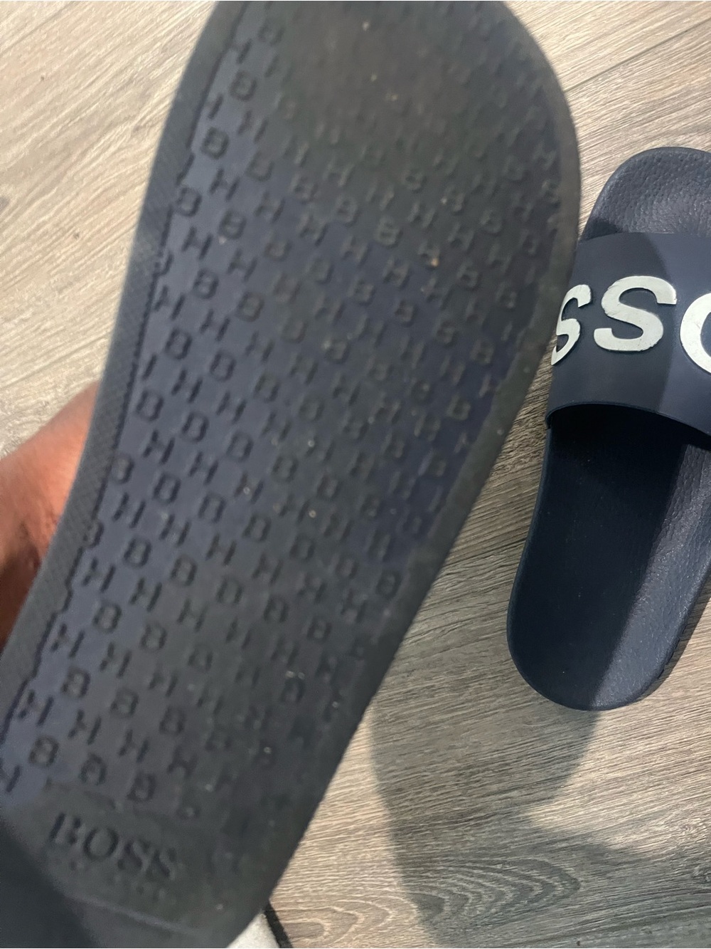 Hugo Boss slides - Picture 4 of 4